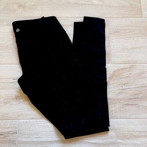 Lululemon Black plain leggings